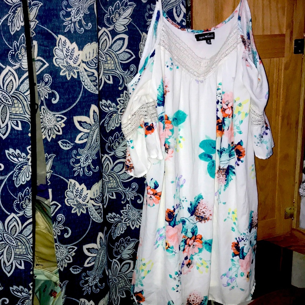 Woman’s above knee summer dress